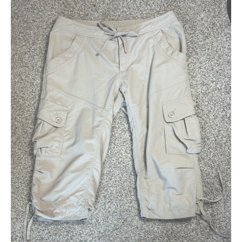 The North Face Women’s Size 10 Nylon Hiking Cargo Capri Pants Tan Drawcord Hem